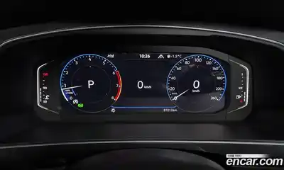 Volkswagen Tiguan 2022 2.0 Автомат в Москве № 168903, миниатюра 3