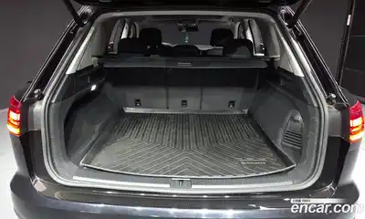 Volkswagen Touareg 2020 3.0 Автомат в Москве № 168950, миниатюра 5