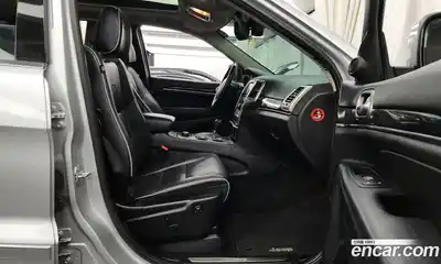 Jeep Cherokee 2013 3.0 Автомат в Москве № 169894, миниатюра 11