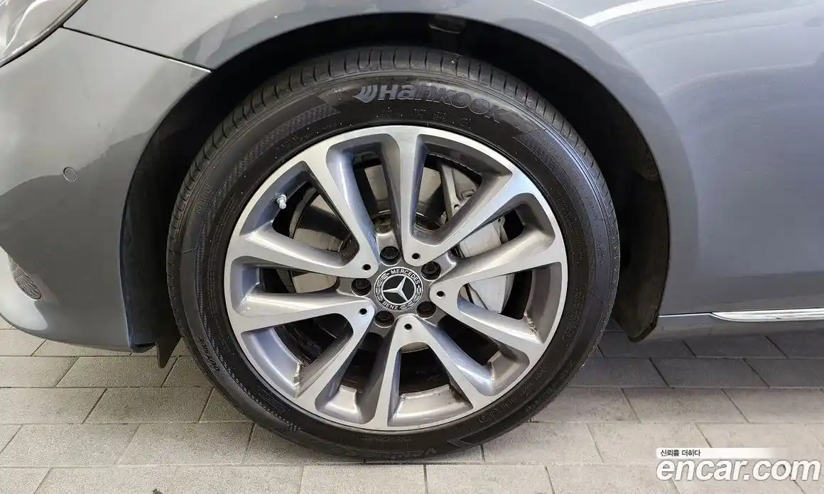 Mercedes-Benz E-Class 2019 2.0 Автомат в Москве № 179884, фото 19