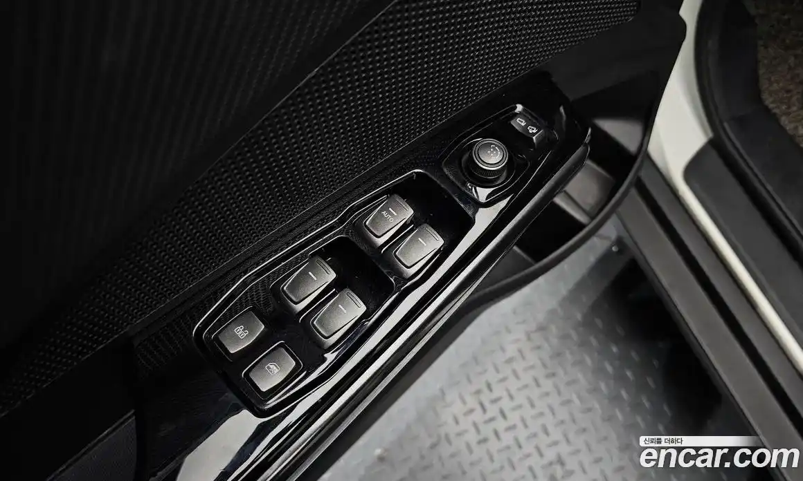 SsangYong TIBOLI 2022 1.5 Автомат в Москве № 180917, фото 3