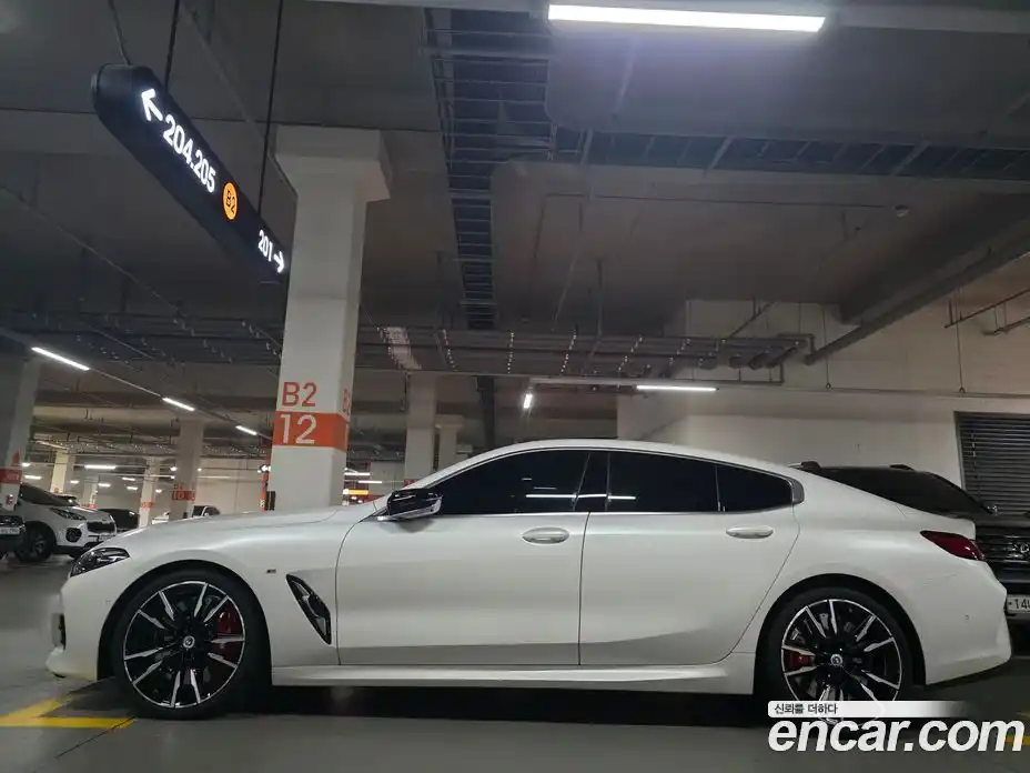 BMW 8-Series 2023 4.4 Автомат в Москве № 187892, фото 4