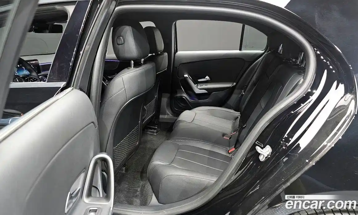 Mercedes-Benz A-Class 2025 2.0 Автомат в Москве № 193529, фото 11