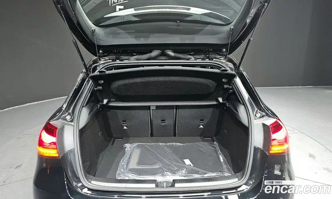 Mercedes-Benz A-Class 2025 2.0 Автомат в Москве № 193529, фото 19