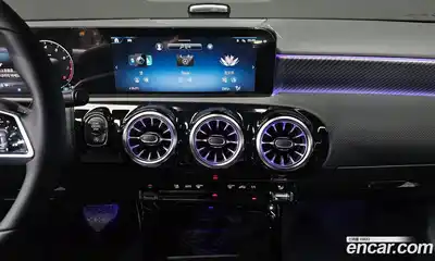 Mercedes-Benz A-Class 2025 2.0 Автомат в Москве № 193529, миниатюра 2