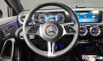 Mercedes-Benz A-Class 2025 2.0 Автомат в Москве № 193529, миниатюра 3