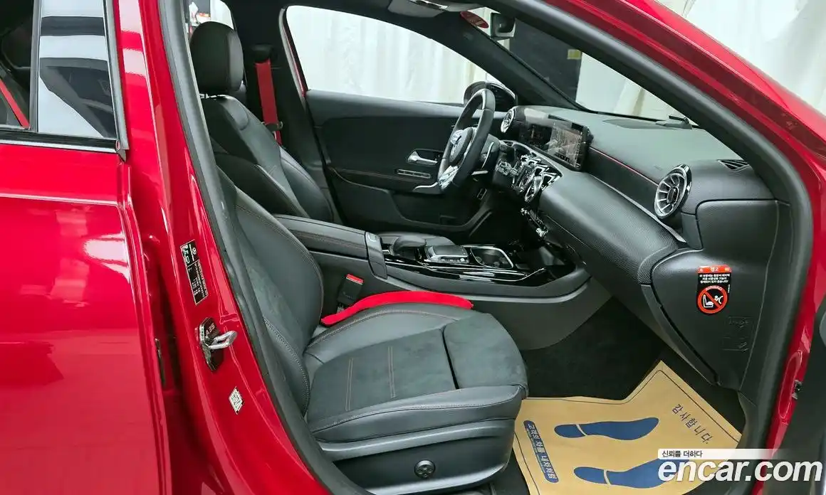 Mercedes-Benz A-Class 2023 2.0 Автомат в Москве № 193961, фото 18