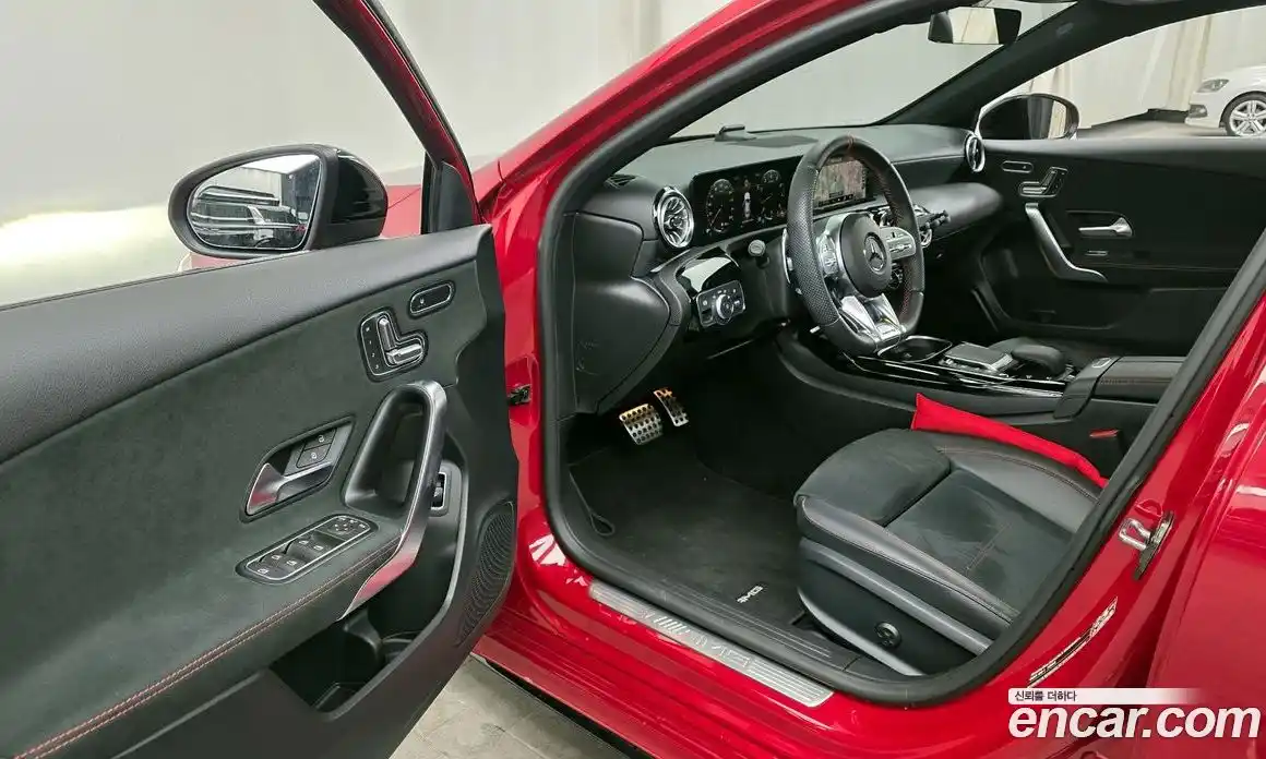 Mercedes-Benz A-Class 2023 2.0 Автомат в Москве № 193961, фото 20