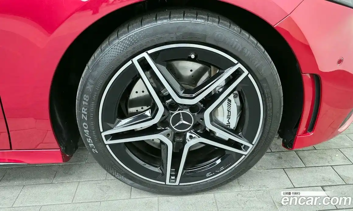 Mercedes-Benz A-Class 2023 2.0 Автомат в Москве № 193961, фото 3