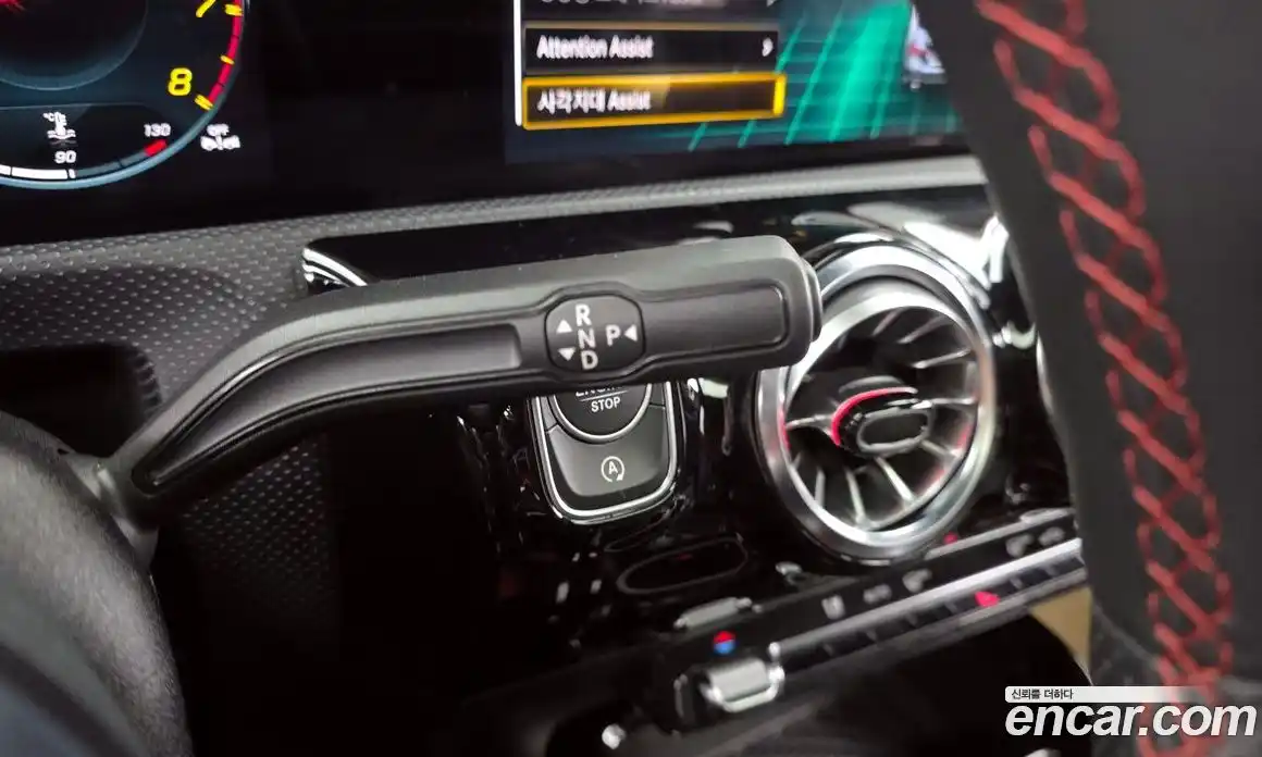 Mercedes-Benz A-Class 2023 2.0 Автомат в Москве № 193961, фото 9