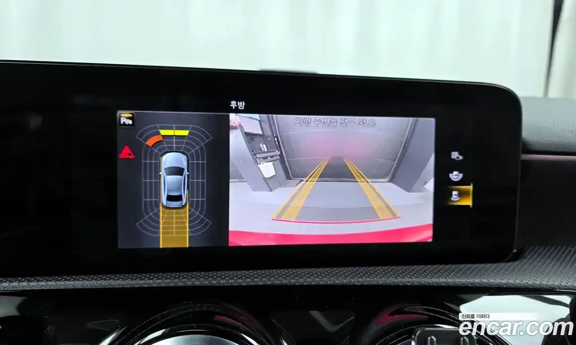 Mercedes-Benz A-Class 2023 2.0 Автомат в Москве № 193961, фото 10