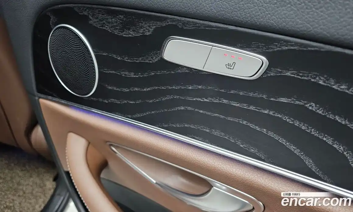 Mercedes-Benz E-Class 2022 2.0 Автомат в Москве № 194586, фото 15