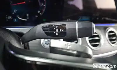 Mercedes-Benz E-Class 2022 2.0 Автомат в Москве № 194586, миниатюра 9