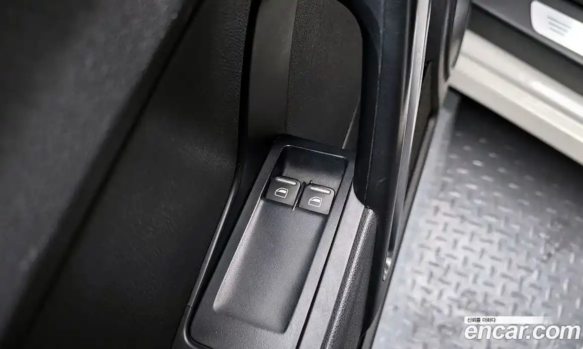 Volkswagen Beatle 2014 2.0 Автомат в Москве № 195355, фото 14