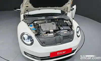 Volkswagen Beatle 2014 2.0 Автомат в Москве № 195355, миниатюра 6