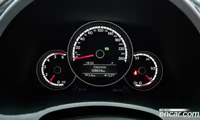 Volkswagen Beatle 2014 2.0 Автомат в Москве № 195355, миниатюра 8