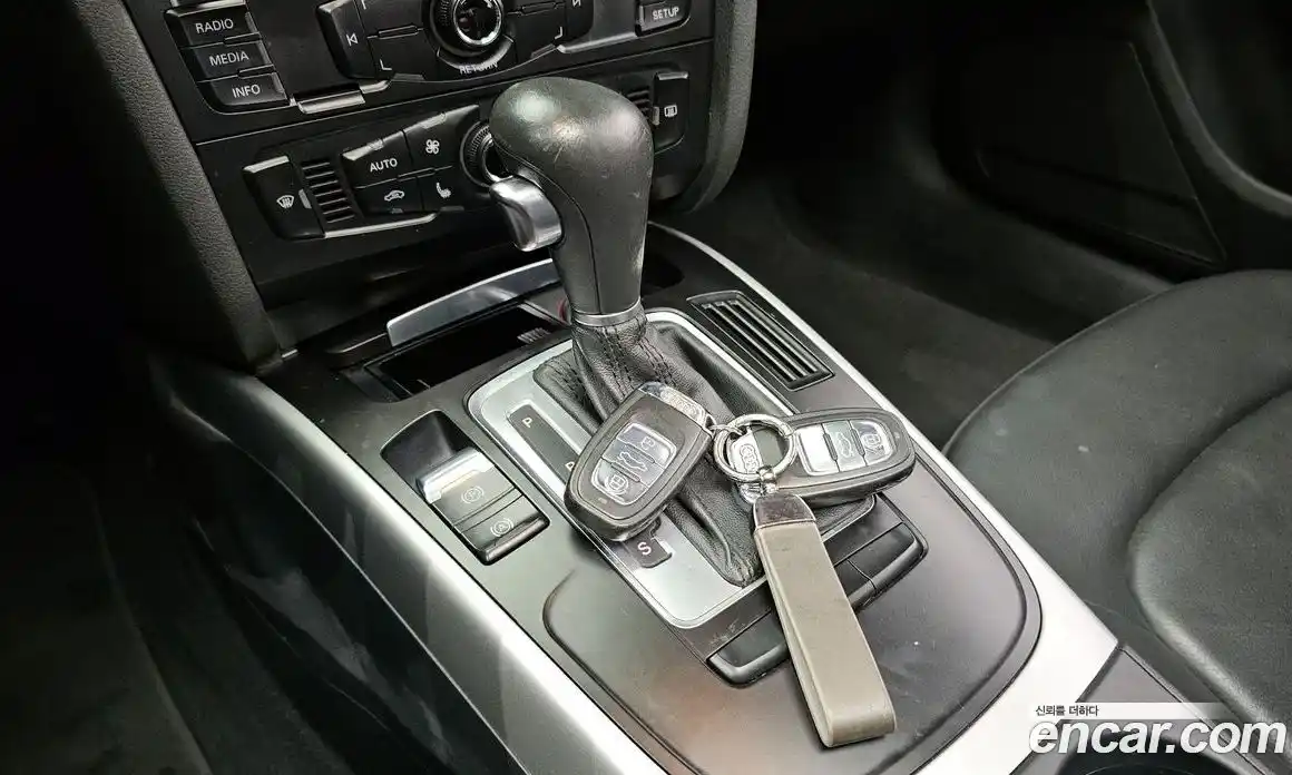 Audi A4 2011 2.0 Автомат в Москве № 196646, фото 11