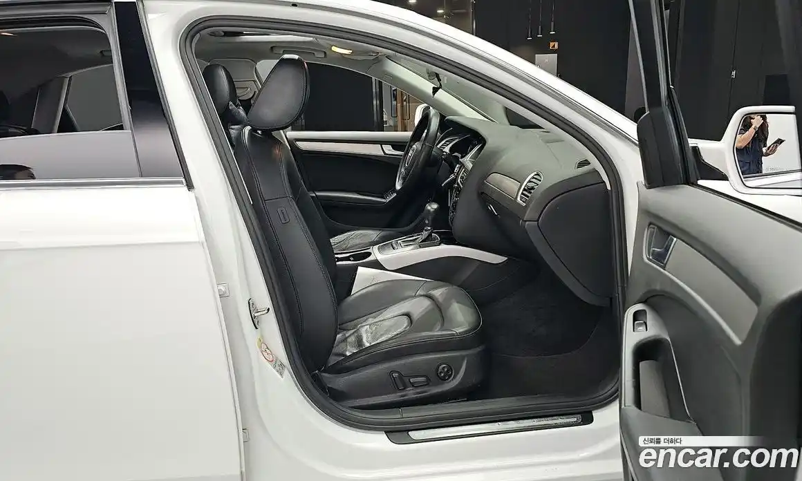 Audi A4 2011 2.0 Автомат в Москве № 196646, фото 19