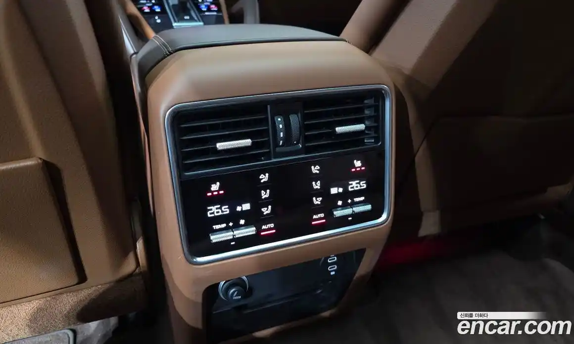 Porsche Cayenne 2023 3.0 Автомат в Москве № 197430, фото 15