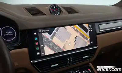 Porsche Cayenne 2023 3.0 Автомат в Москве № 197430, миниатюра 7