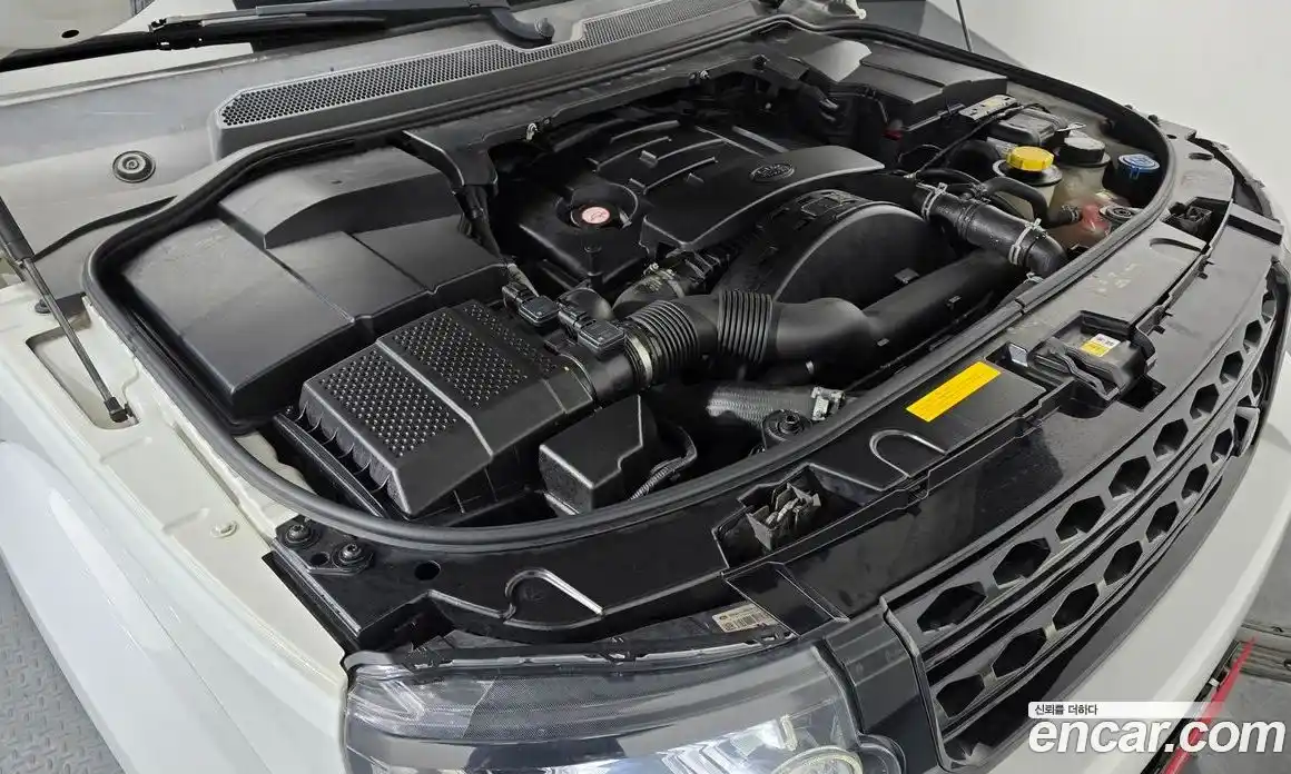 Land Rover Discovery 2015 3.0 Автомат в Москве № 198148, фото 19