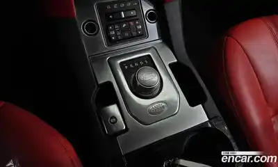 Land Rover Discovery 2015 3.0 Автомат в Москве № 198148, миниатюра 2