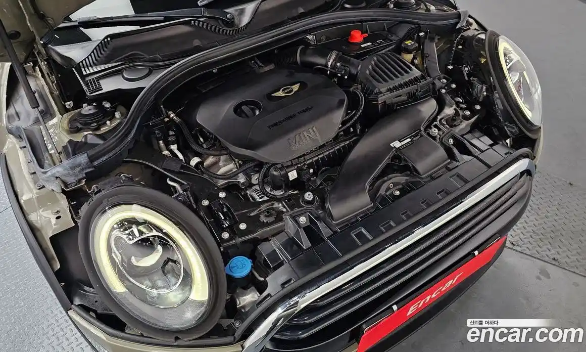 Mini Clubman 2019 1.5 Автомат в Москве № 198503, фото 16