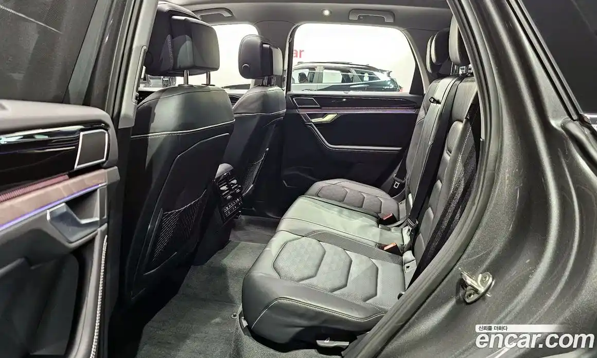 Volkswagen Touareg 2024 3.0 Автомат в Москве № 198961, фото 3