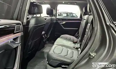 Volkswagen Touareg 2024 3.0 Автомат в Москве № 198961, миниатюра 3