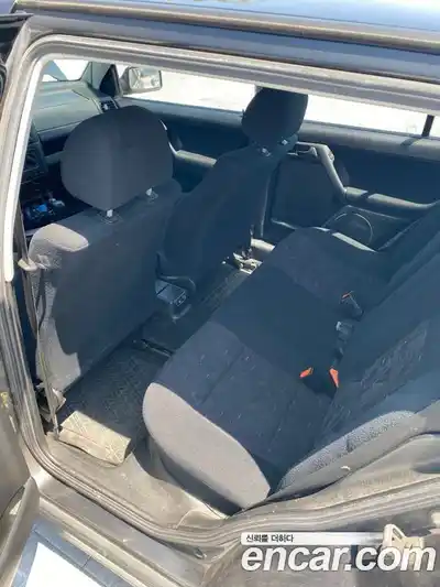 Volkswagen Golf, 1994