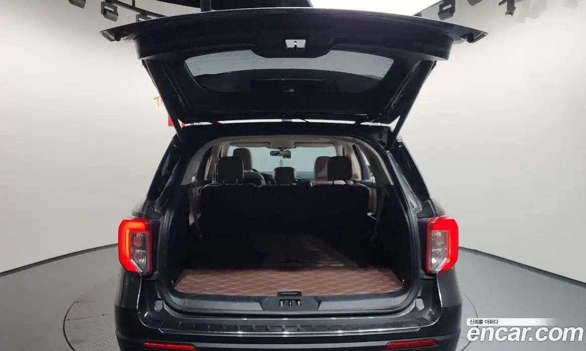 Ford Explorer 2020 2.3 Автомат в Москве № 199720, фото 20