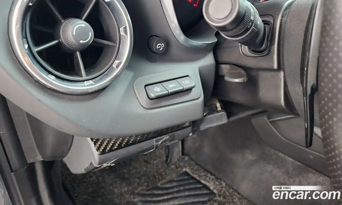 Chevrolet Camaro 2017 6.2 Автомат в Москве № 203353, фото 14