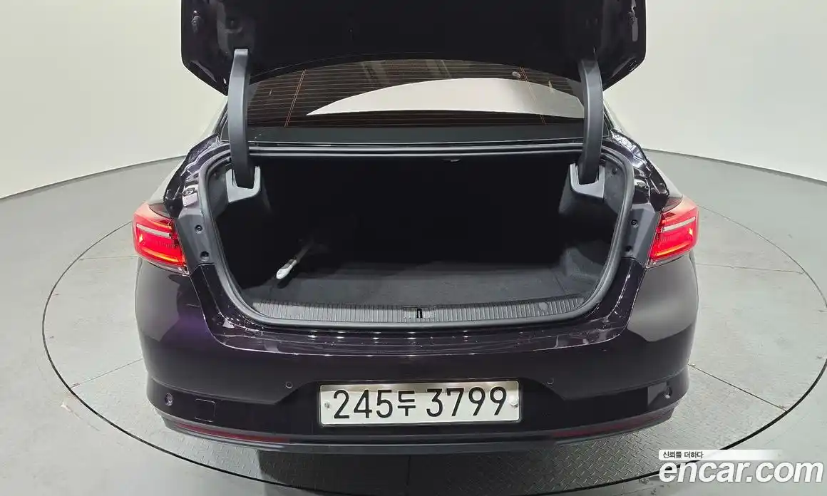 Renault SM6 2021 1.8 Автомат в Москве № 204567, фото 20