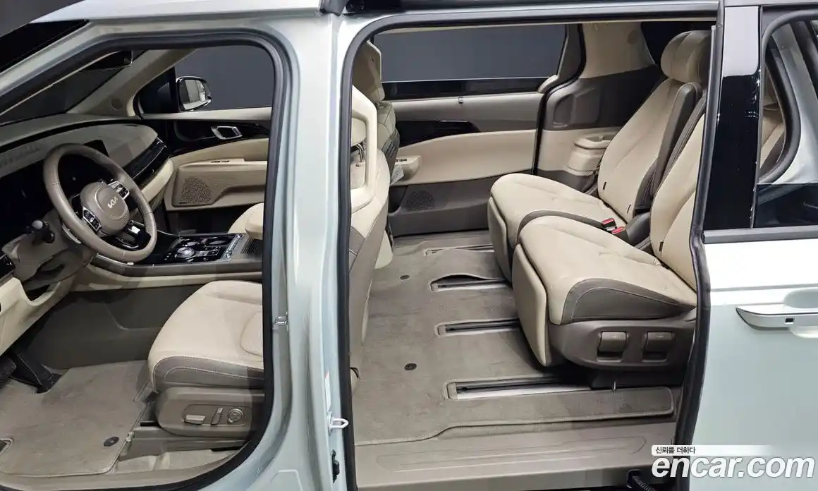 Kia Canival 2024 2.2 Автомат в Москве № 20467, фото 13