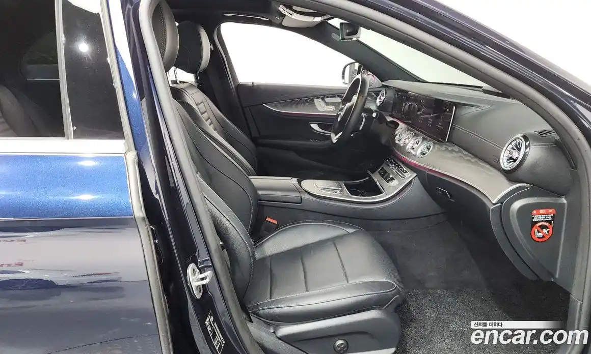 Mercedes-Benz E-Class 2022 2.0 Автомат в Москве № 205742, фото 20