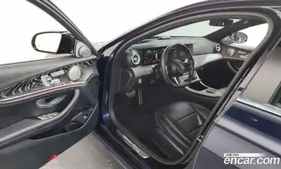 Mercedes-Benz E-Class 2022 2.0 Автомат в Москве № 205742, миниатюра 6