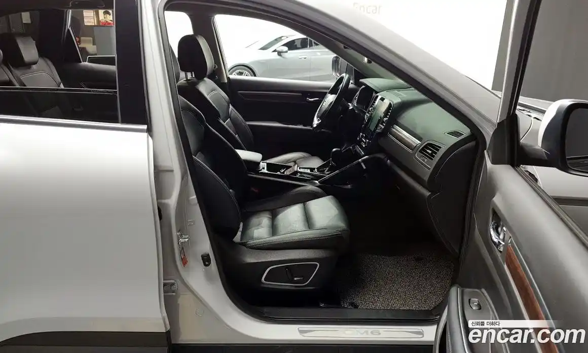 Renault QM6 2020 2.0 Автомат в Москве № 205782, фото 17