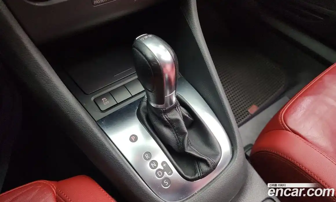 Volkswagen Golf 2012 2.0 Автомат в Москве № 205887, фото 13