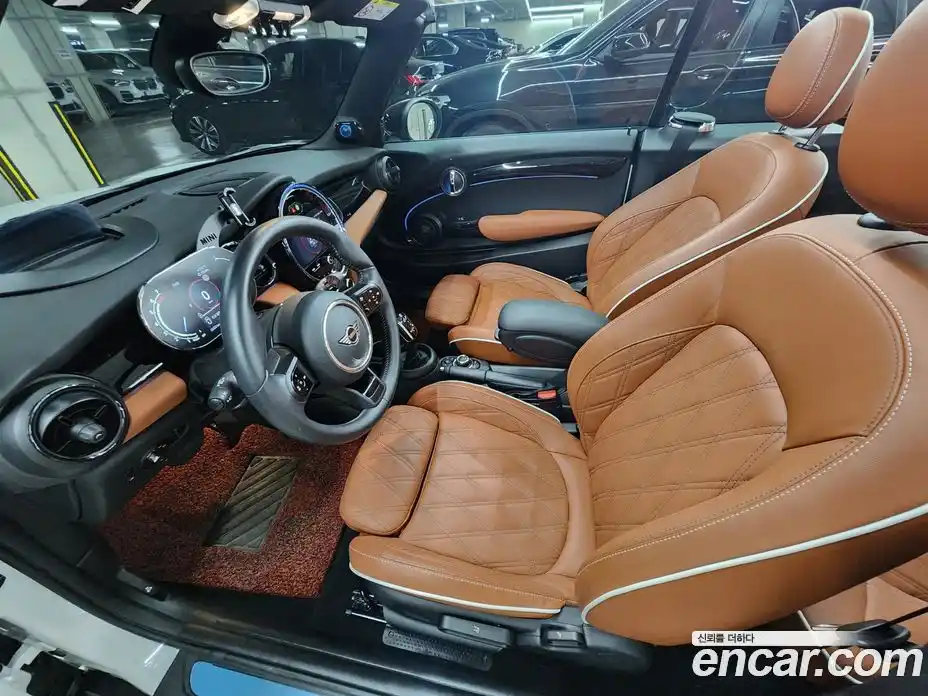 Mini Cooper Convertible 2024 2.0 Автомат в Москве № 208515, фото 11