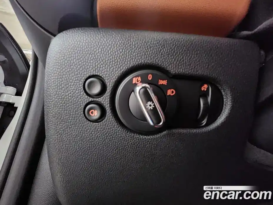 Mini Cooper Convertible 2024 2.0 Автомат в Москве № 208515, фото 13