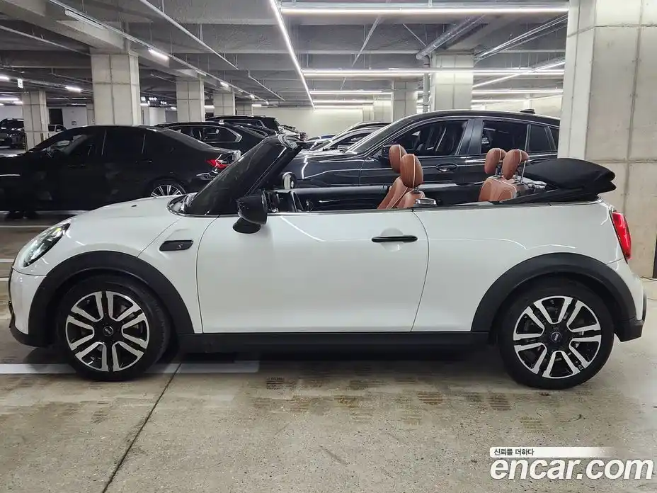 Mini Cooper Convertible 2024 2.0 Автомат в Москве № 208515, фото 17
