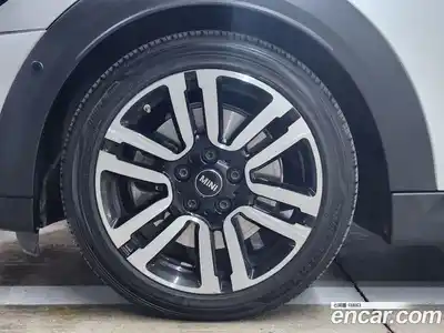 Mini Cooper Convertible 2024 2.0 Автомат в Москве № 208515, миниатюра 5