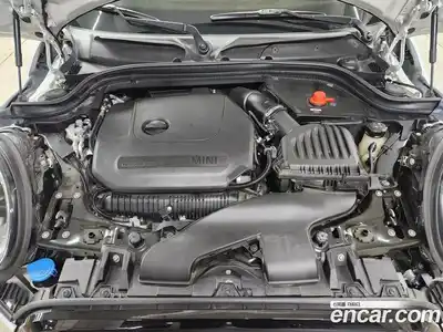 Mini Cooper Convertible 2024 2.0 Автомат в Москве № 208515, миниатюра 6