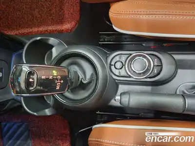 Mini Cooper Convertible 2024 2.0 Автомат в Москве № 208515, миниатюра 9