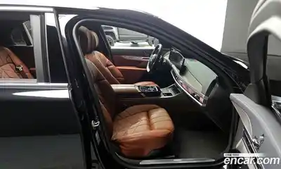 BMW 7-Series 2023 3.0 Автомат в Москве № 210579, миниатюра 10