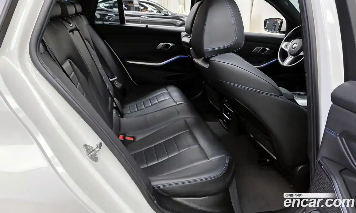 BMW 3-Series 2022 2.0 Автомат в Москве № 210774, фото 16