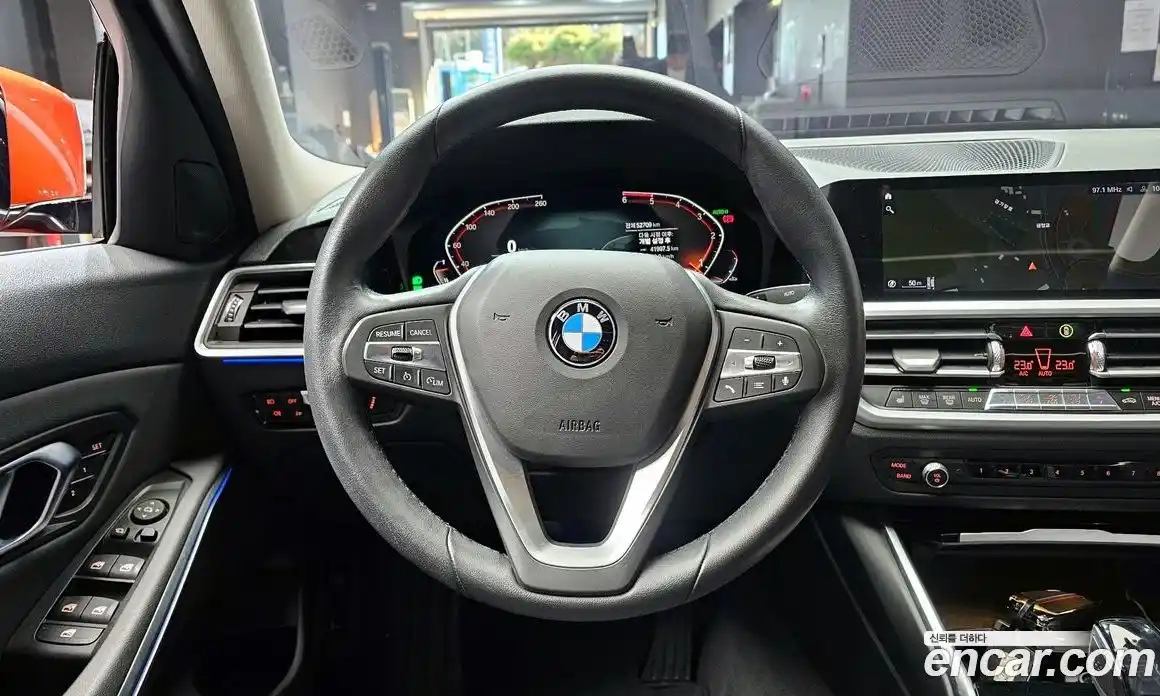 BMW 3-Series 2019 2.0 Автомат в Москве № 211359, фото 13
