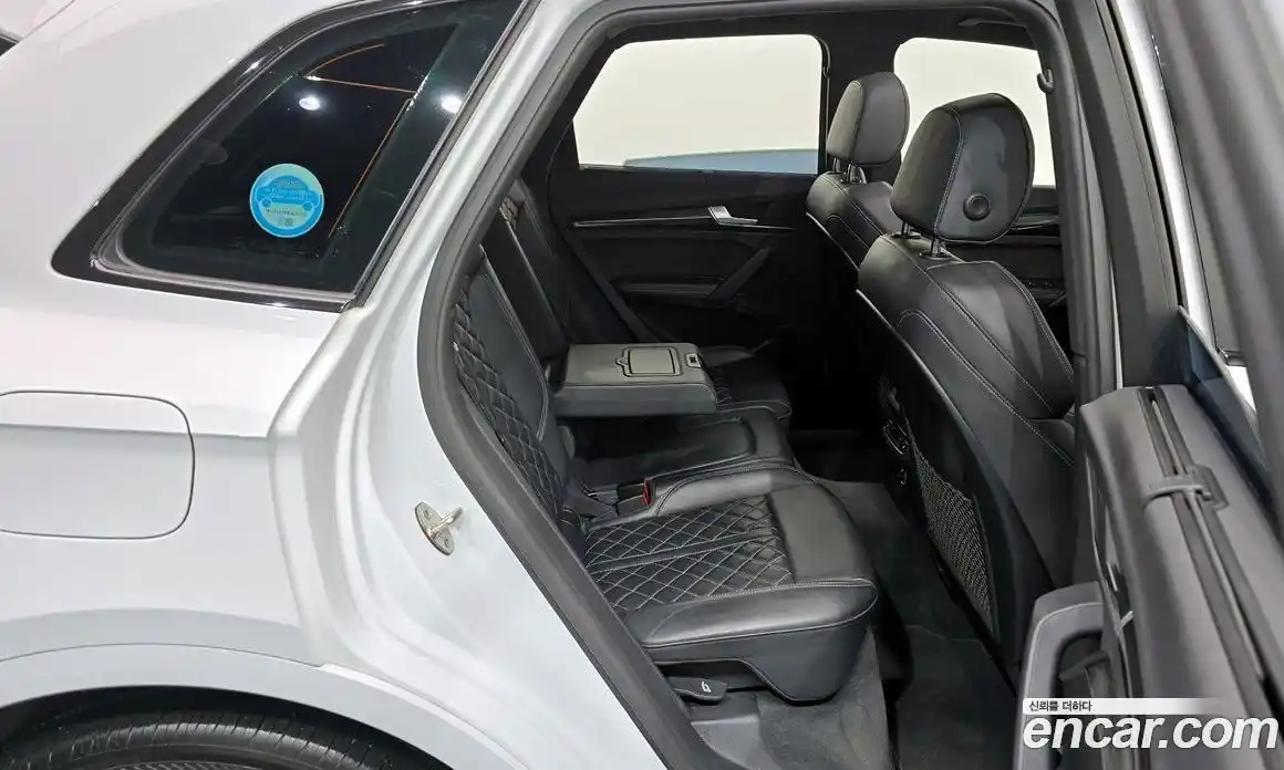 Audi SQ5 2020 3.0 Автомат в Москве № 212389, фото 12