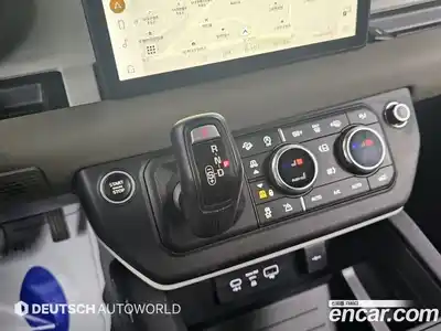Land Rover Defender 2020 2.0 Автомат в Москве № 213480, миниатюра 9