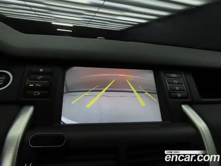 Land Rover Discovery Sport 2016 2.0 Автомат в Москве № 213587, фото 11